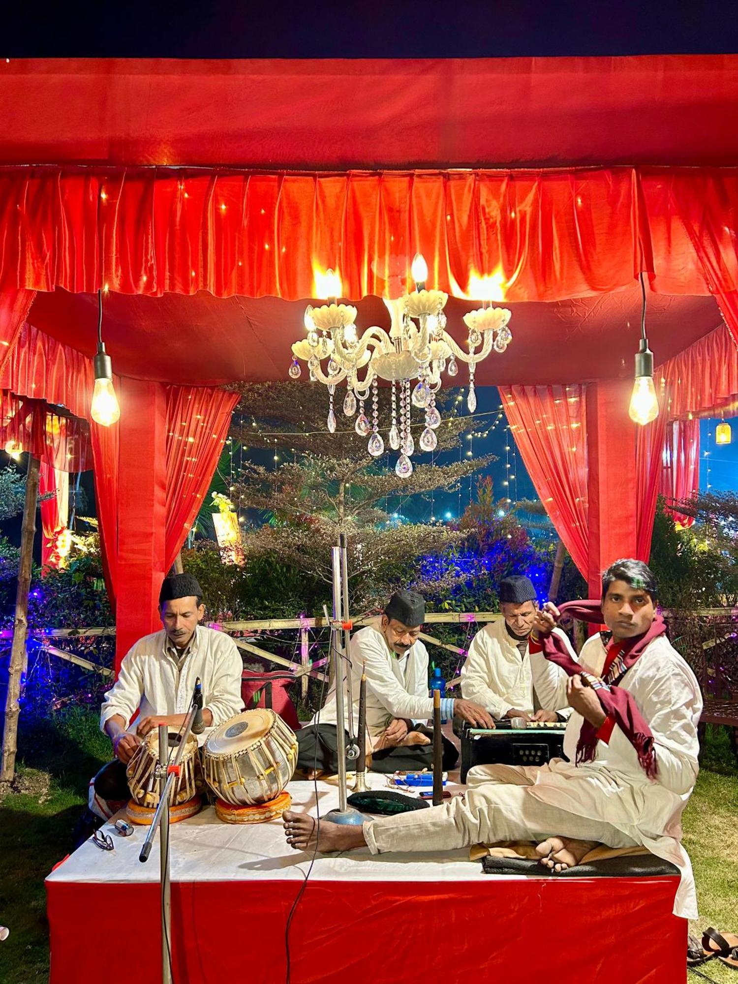Palli Bangla Resort, Near Ruby Hospital, Anandapur Kolkata Luaran gambar