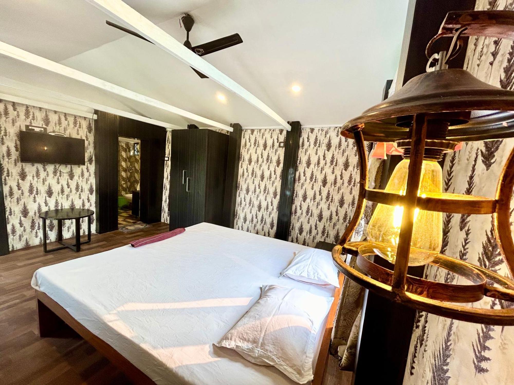 Palli Bangla Resort, Near Ruby Hospital, Anandapur Kolkata Luaran gambar