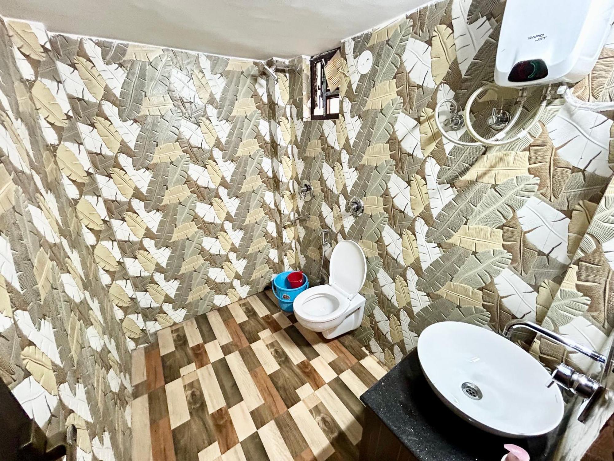 Palli Bangla Resort, Near Ruby Hospital, Anandapur Kolkata Luaran gambar